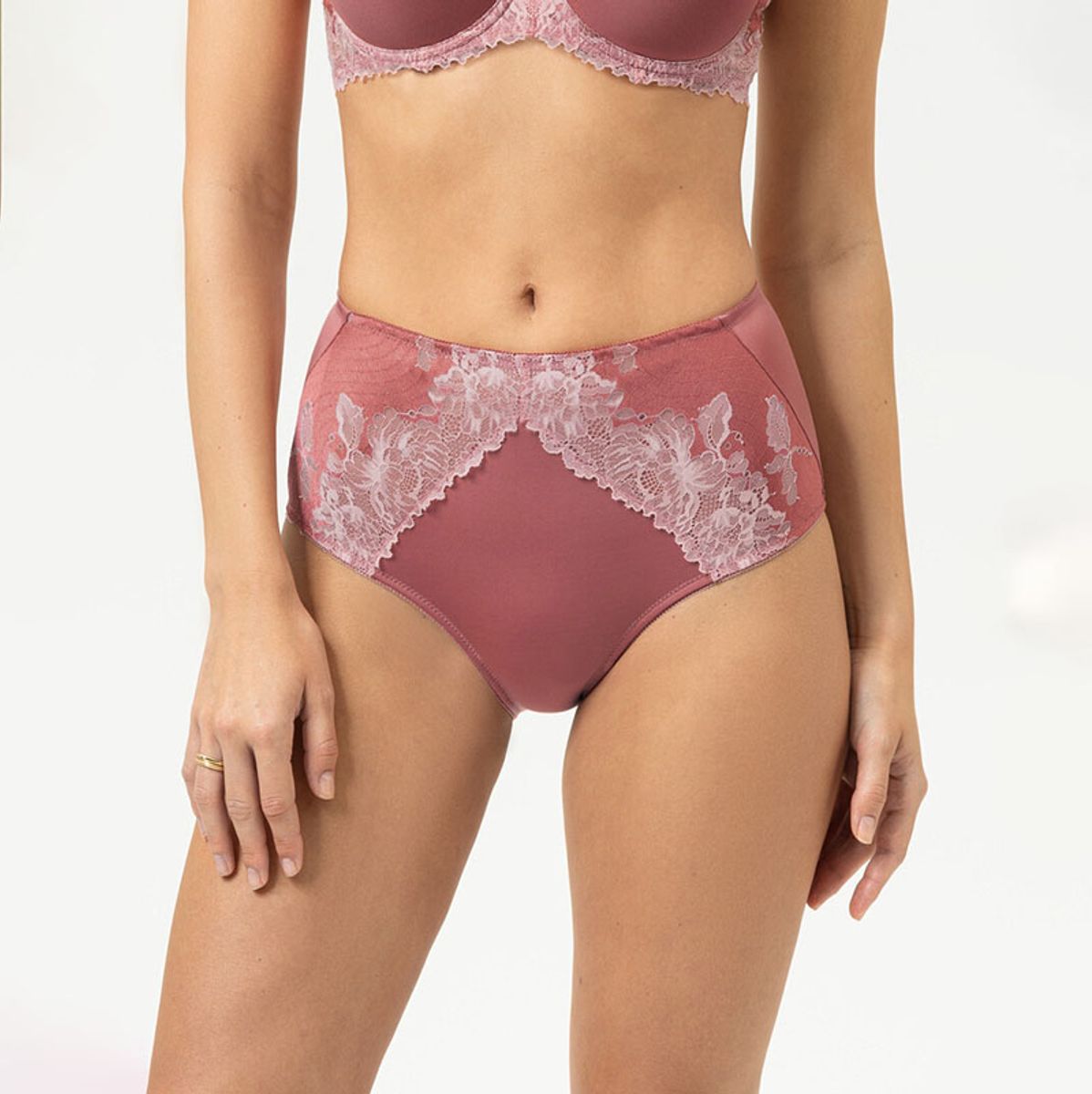 Mey Luxurious Waist Pant